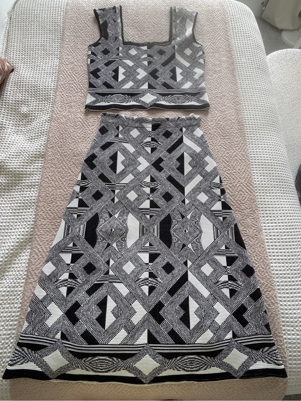 White House Black Market Black and White Geometric Maxi Skirt Set